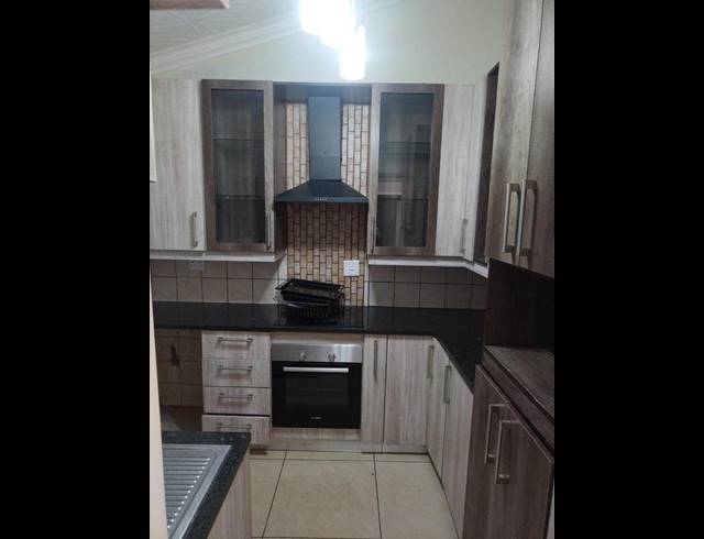 3 BEDROOM HOUSE FOR SALE IN LYNDHURST